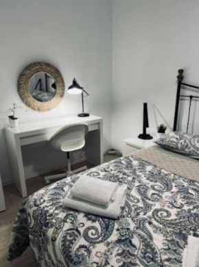 Poolside Paradise Apartment - Orlandito